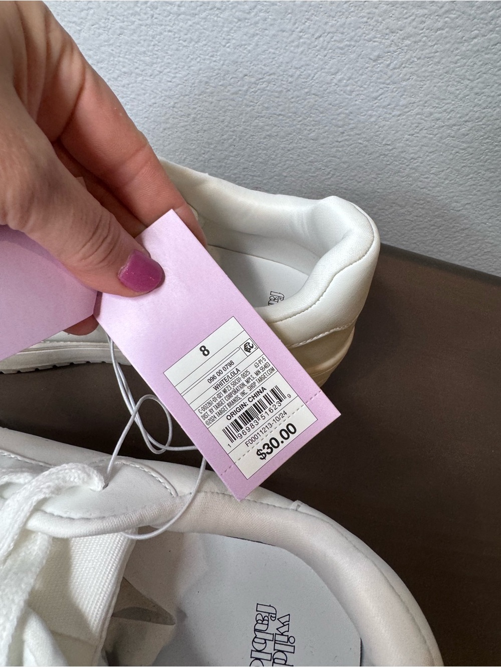 NWT 8 women’s wild fable White Platform Sneakers - Picture 8 of 9